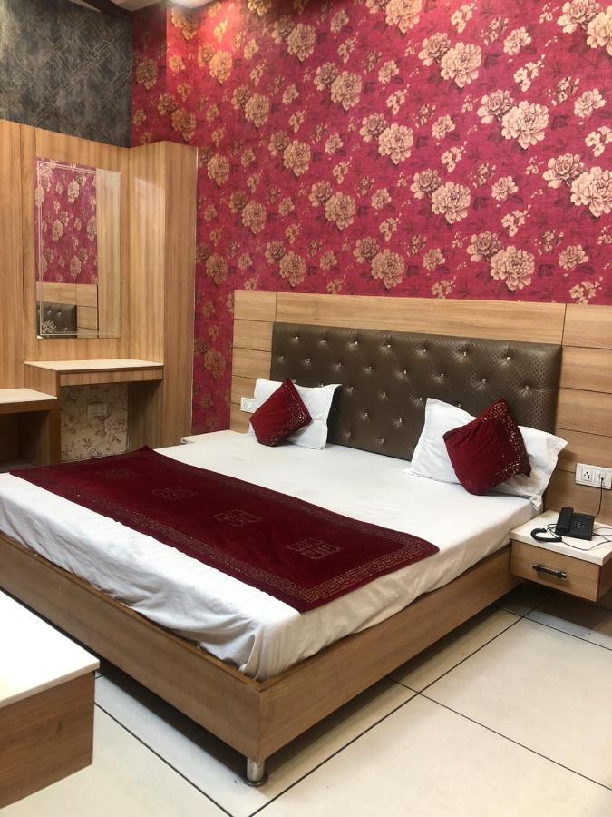 Hotel Robin Inn Amritsar Dış mekan fotoğraf